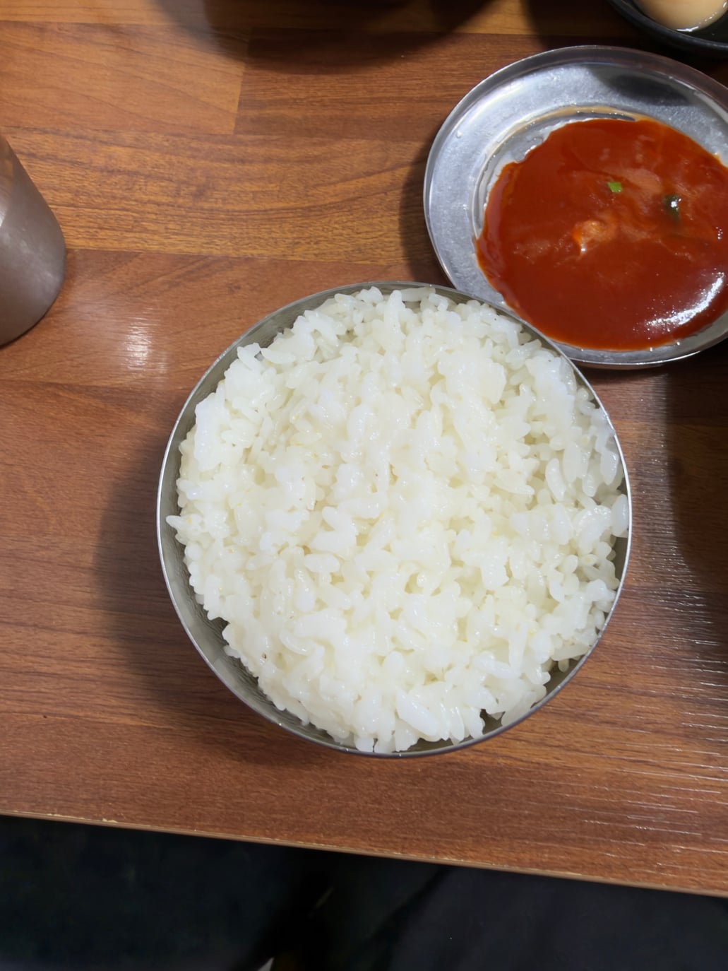 순댓국에 곁들여 나오는 공깃밥과 다대기